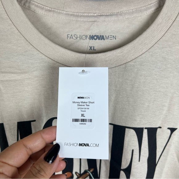 Fashion Nova, Men’s Money Maker Short Sleeve Tee. Size: XL. NWT - Picture 6 of 8